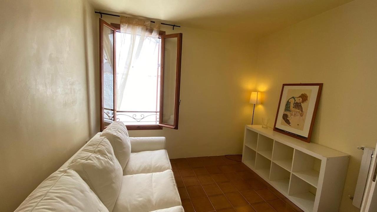 I Tetti Di Via Corradi Villa Sanremo Luaran gambar