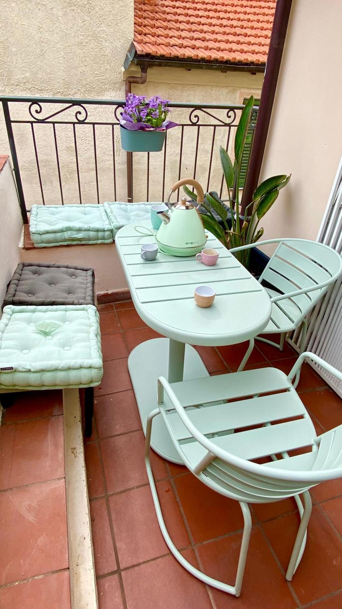 I Tetti Di Via Corradi Villa Sanremo Luaran gambar